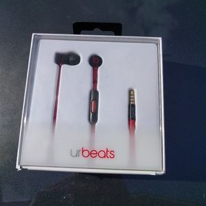 UrBeats 2.0 Wired. Black-Red